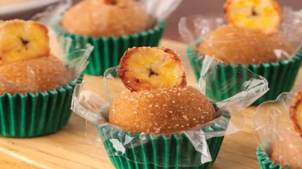 Brigadeiro caseiro preparado com banana e cacau